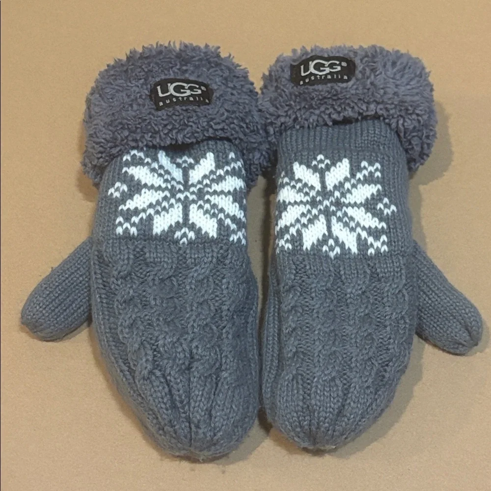 UGG Charcoal Knit Mittens with Snowflake Pattern